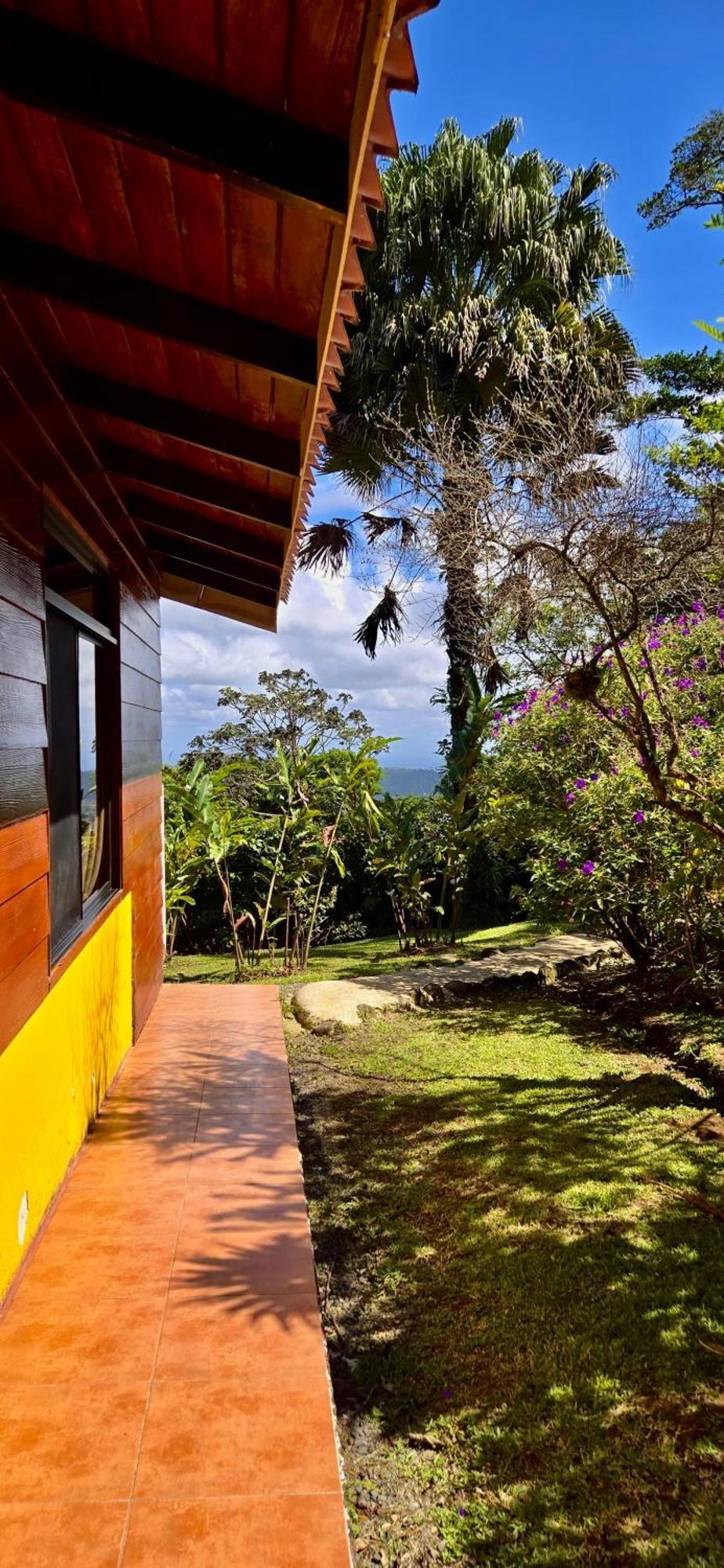 Heliconias Rainforest Lodge Bijagua